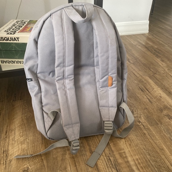 HERSCHEL BACKPACK! Lightly used. - Picture 2 of 3